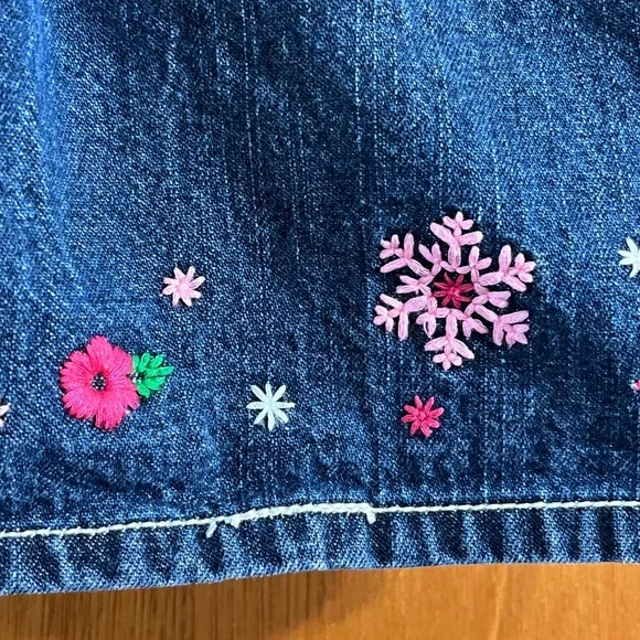 Vintage OshKosh B’gosh Girl’s Pink Snowflake Embroidered Denim Overall Dress - Picture 9 of 12
